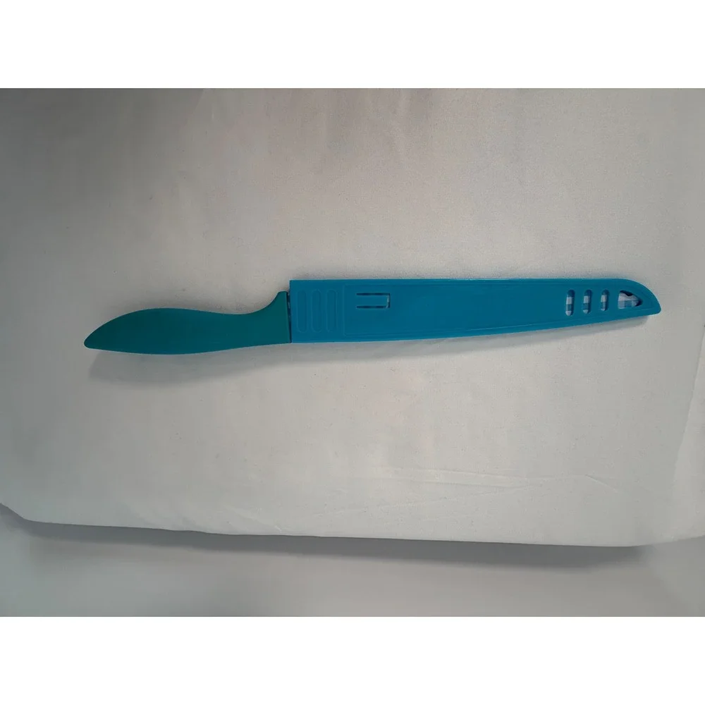 Tomodachi Serrated Utility Knife Blue Gingham Check Pattern Blade Guard 105-14